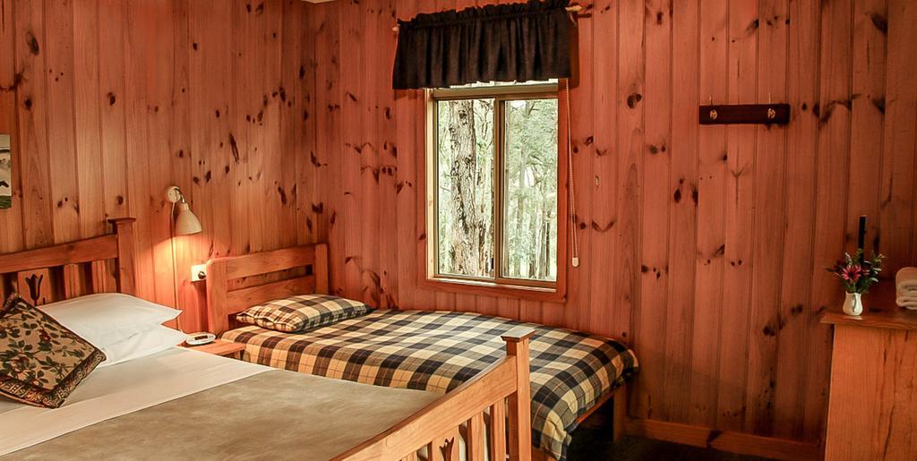 Balingup Heights Hilltop Forest Cottages Стая снимка