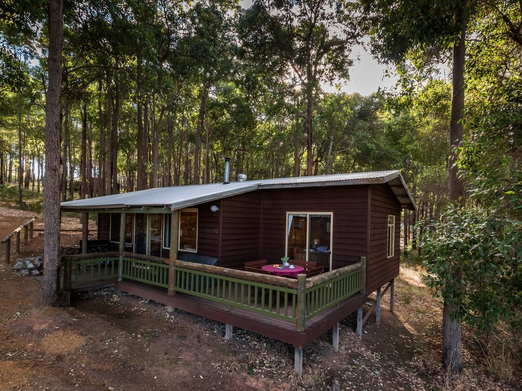 Balingup Heights Hilltop Forest Cottages Екстериор снимка
