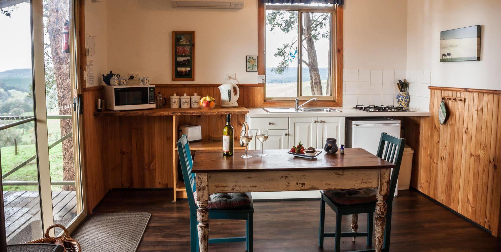 Balingup Heights Hilltop Forest Cottages Екстериор снимка