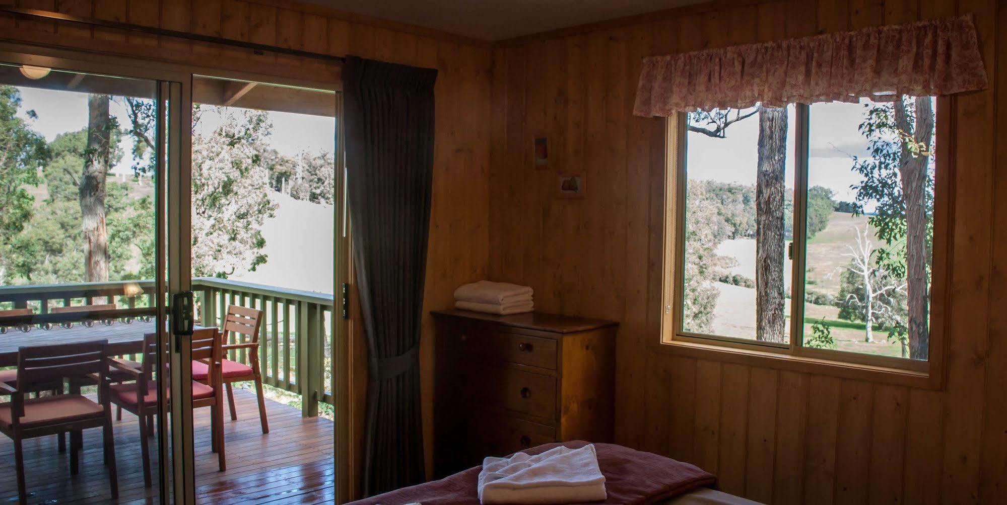 Balingup Heights Hilltop Forest Cottages Екстериор снимка