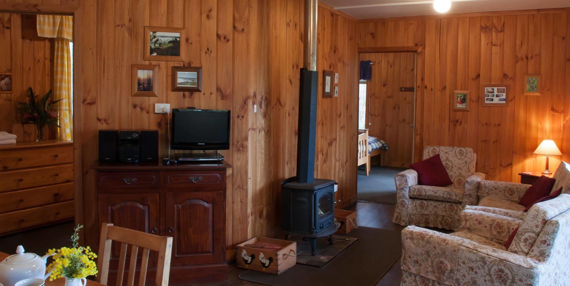 Balingup Heights Hilltop Forest Cottages Екстериор снимка