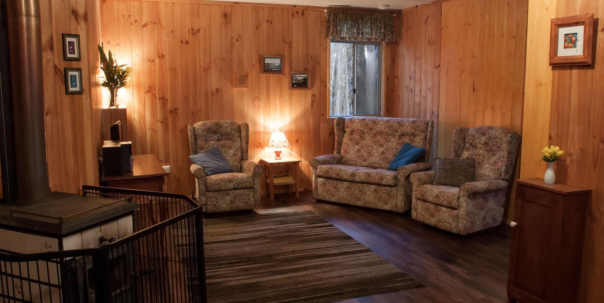 Balingup Heights Hilltop Forest Cottages Екстериор снимка