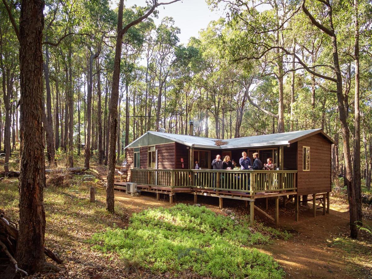 Balingup Heights Hilltop Forest Cottages Екстериор снимка